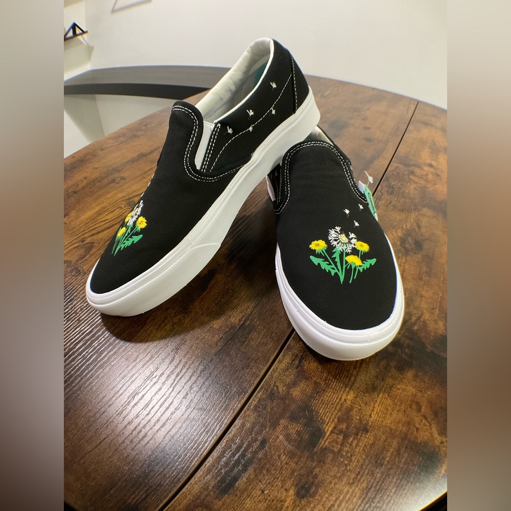 NEW!!! Vans - Unisex ComfyCush Slip-On Shoes - Picture 7 of 7